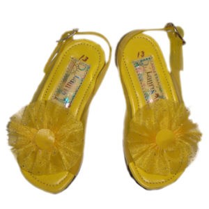 Zapatilla de Princesa amarilla.
